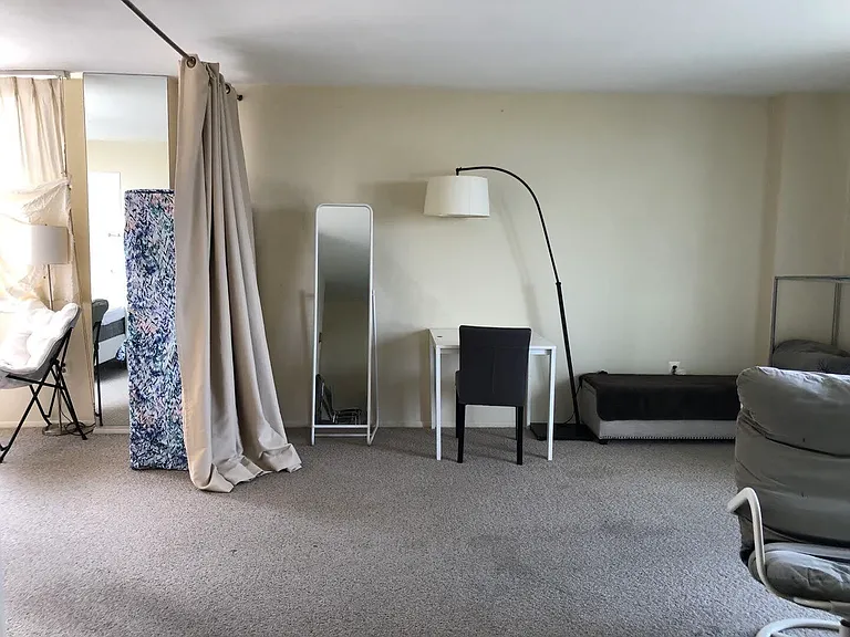 1 E University Pkwy #1001-1001_1 — Photo 12