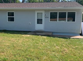 226 Cool Valley Dr, Fenton, MO 63026