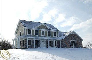 5th image of 4898 Menominee Ln