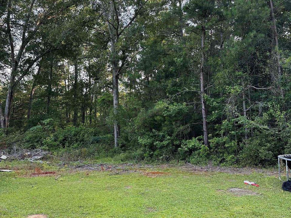 2nd image of 2630 Lester Bell Rd