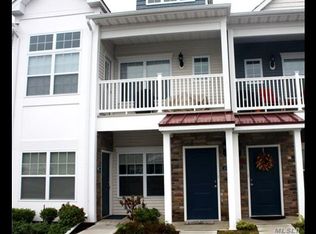 86 Millie Ct, Patchogue, NY 11772