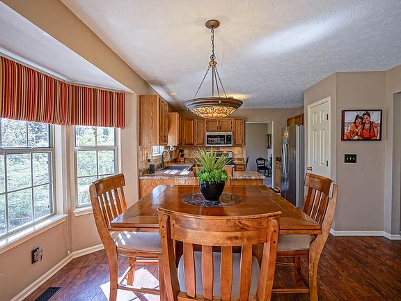 3rd image of 6843 Copper Mountain Ct