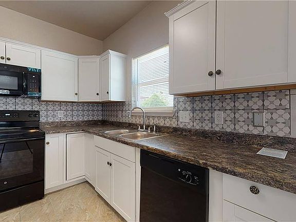 5th image of 4212 Tumut Ln