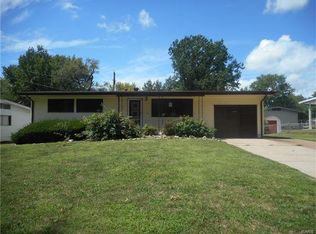 10215 Varnum Dr, Saint Louis, MO