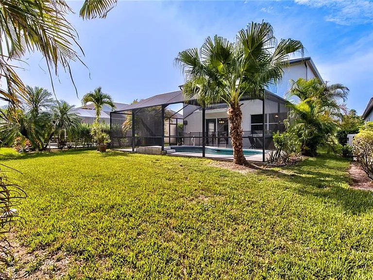 11533 Woodmount Ln — Photo 27