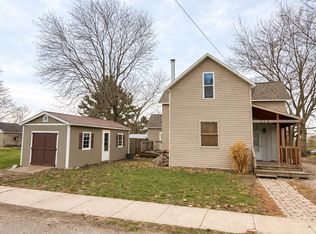 204 Grant St, Royal Center, IN