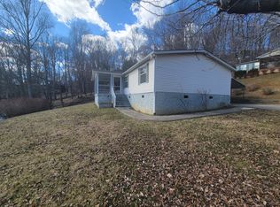 427 4th St, Waynesville, NC 28786