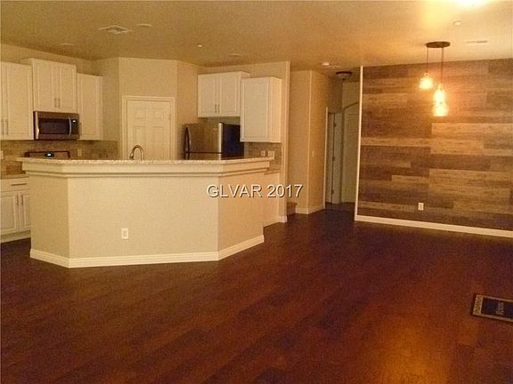 3rd image of 5545 Dueces Wild Ct Unit 103