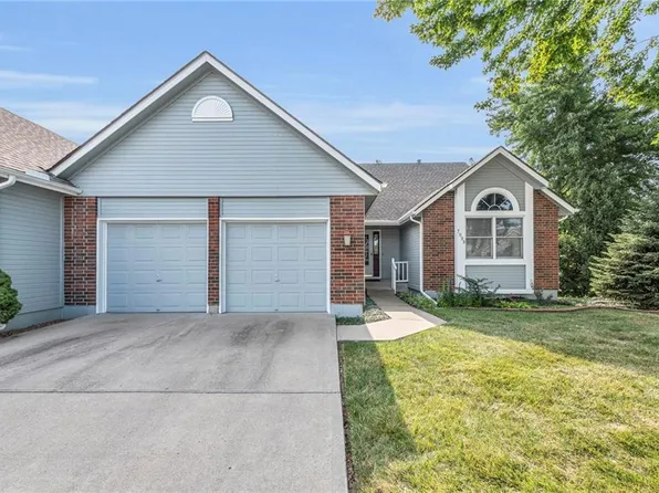 7009 W 157th Ter, Overland Park, KS 66223
