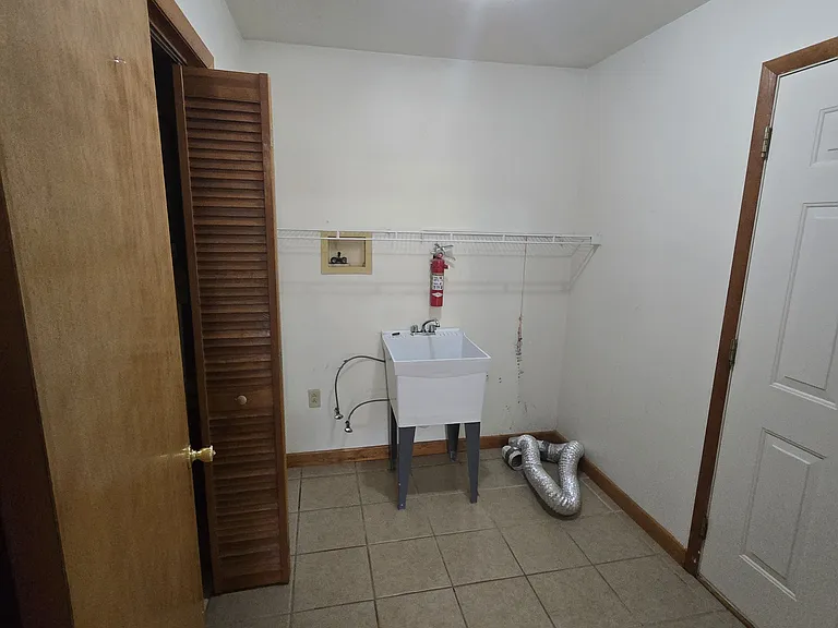 103 Birch St #7 — Photo 8