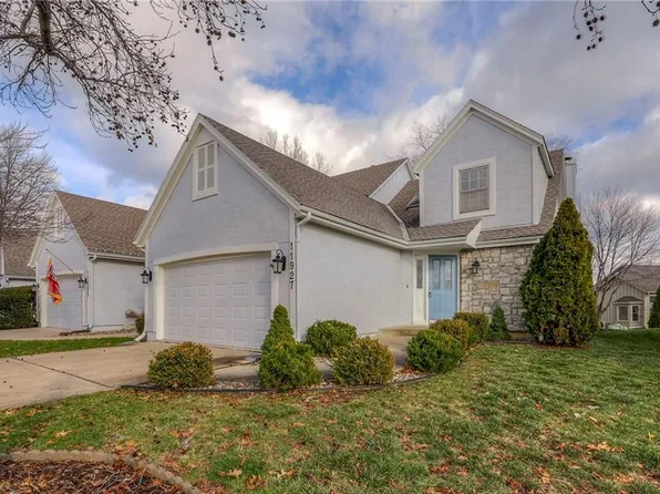 11927 England St, Overland Park, KS 66213