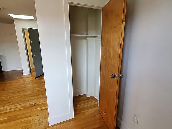 4th image of 346 Grand St APT 3A