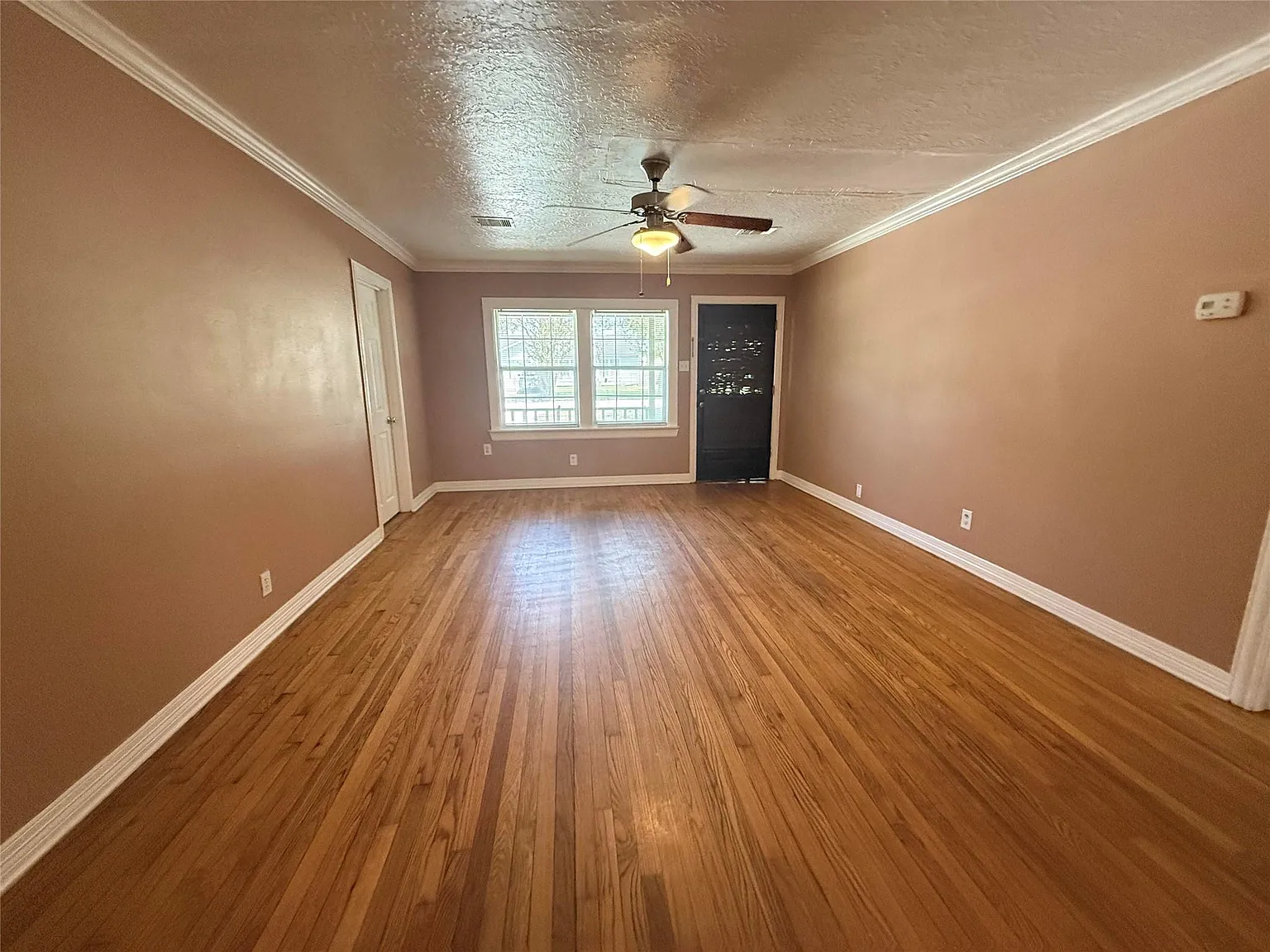 2 bed, 2.0 bath, 1160 sqft, $1,400 — Photo 4