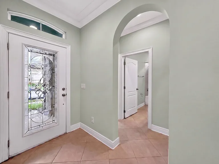 2062 Redbay Ave — Photo 13