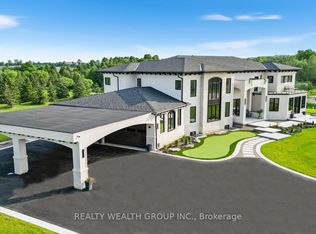 105 Franklin Cres, Whitby, ON L0B1A0