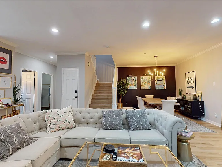 17 Waugh Dr #201 — Photo 9