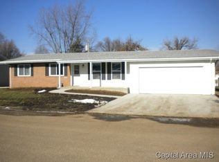 406 Pendik St, Jacksonville, IL 62650