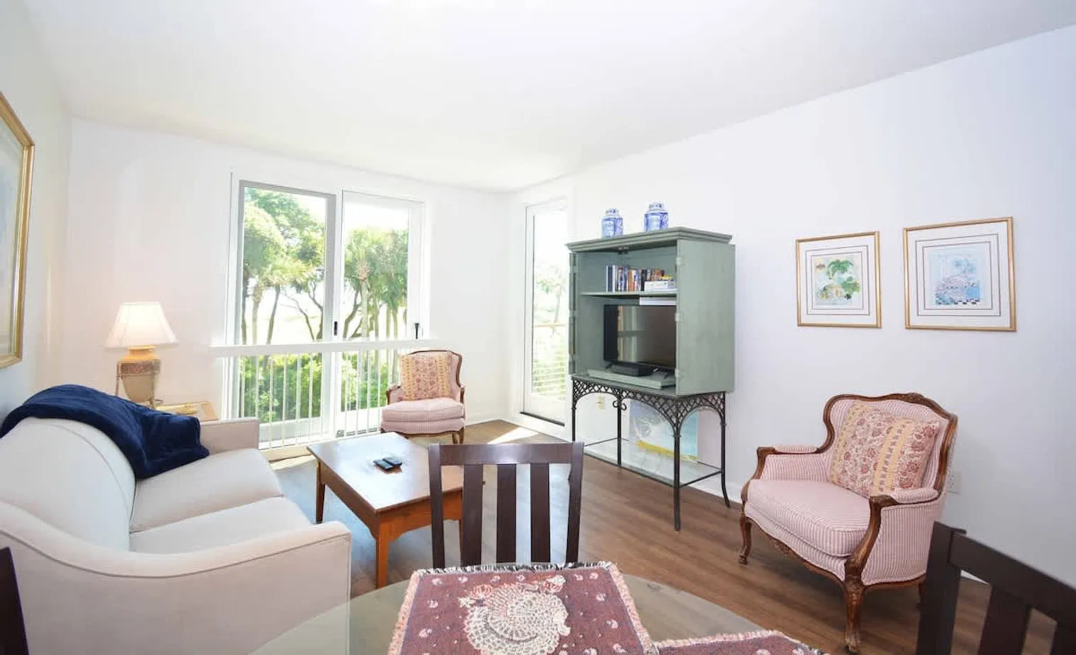 1 bed, 1.0 bath, 990 sqft, $4,007 — Photo 1
