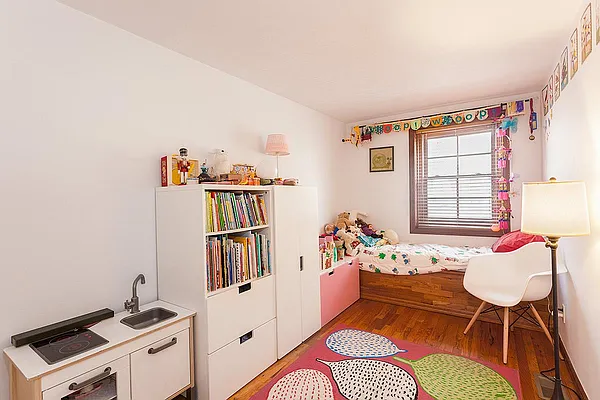 Rented by Engel & Völkers New York City | media 12