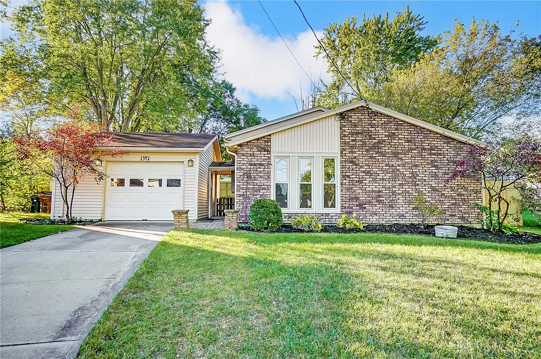 1341 Forester Dr photo 1