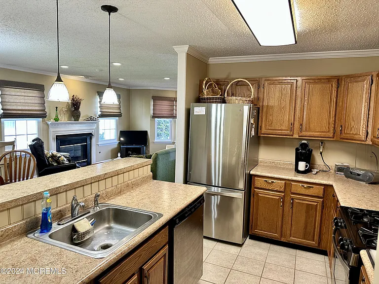 21 Dogwood Dr — Photo 8