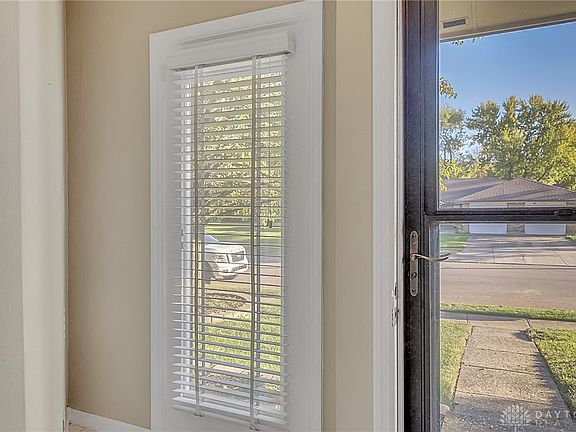 4th image of 665 Buttercup Ave #7