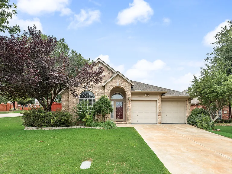 9301 Preston Trl — Photo 3