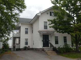 3 Walnut St, Manchester, NH 03104