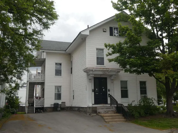 3 Walnut Street, Manchester, NH 03104