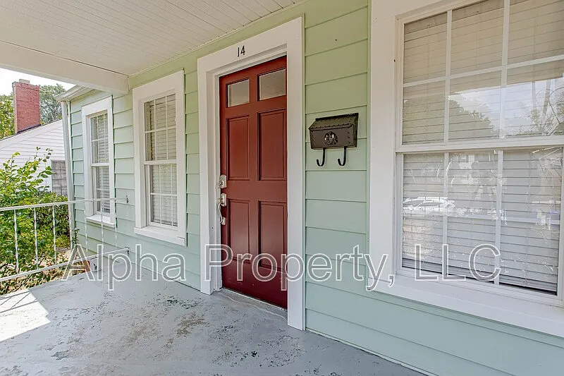 2 bed, 1.0 bath, 900 sqft, $1,695 — Photo 3