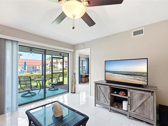 4th image of 4987 Pepper CIR #107