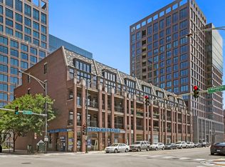 37 N Morgan St UNIT 3, Chicago, IL 60607