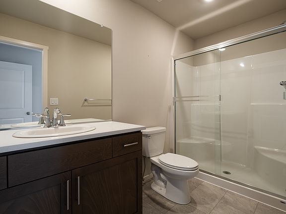 4th image of 2584 Sawtelle Dr