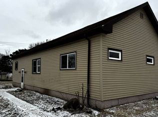 105 Main St, Hanlontown, IA