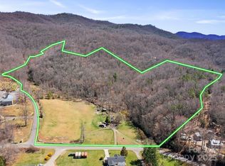 384 Flat Creek Rd, Fairview, NC 28730