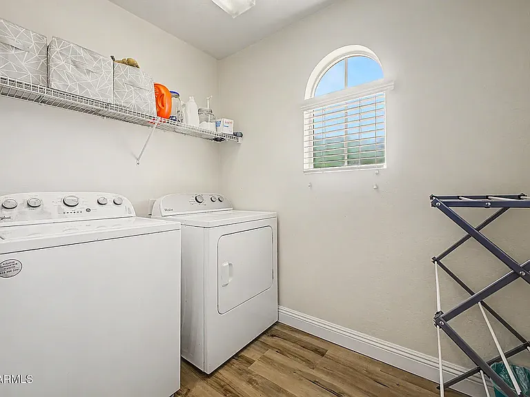 2527 S 89th Dr — Photo 15