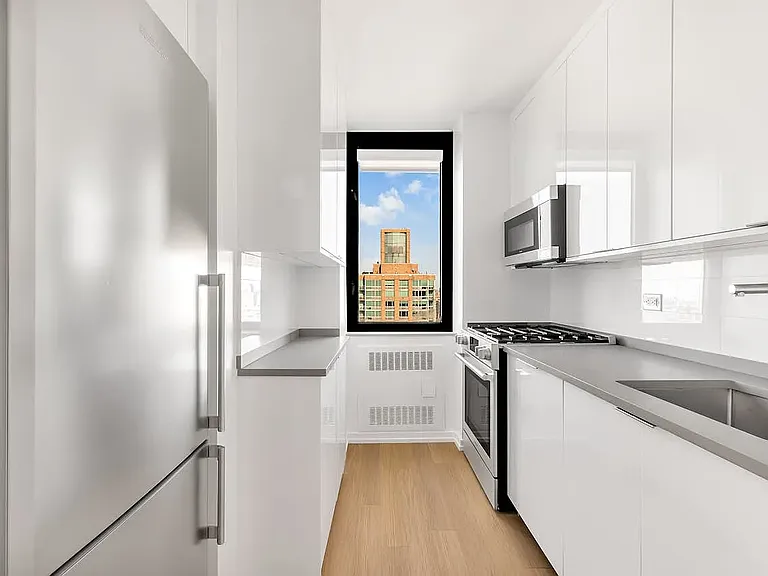 75 W End Ave #P37B — Photo 6