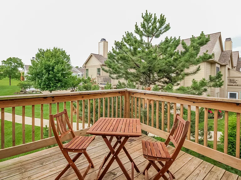 1723 Coburn Ct — Photo 15