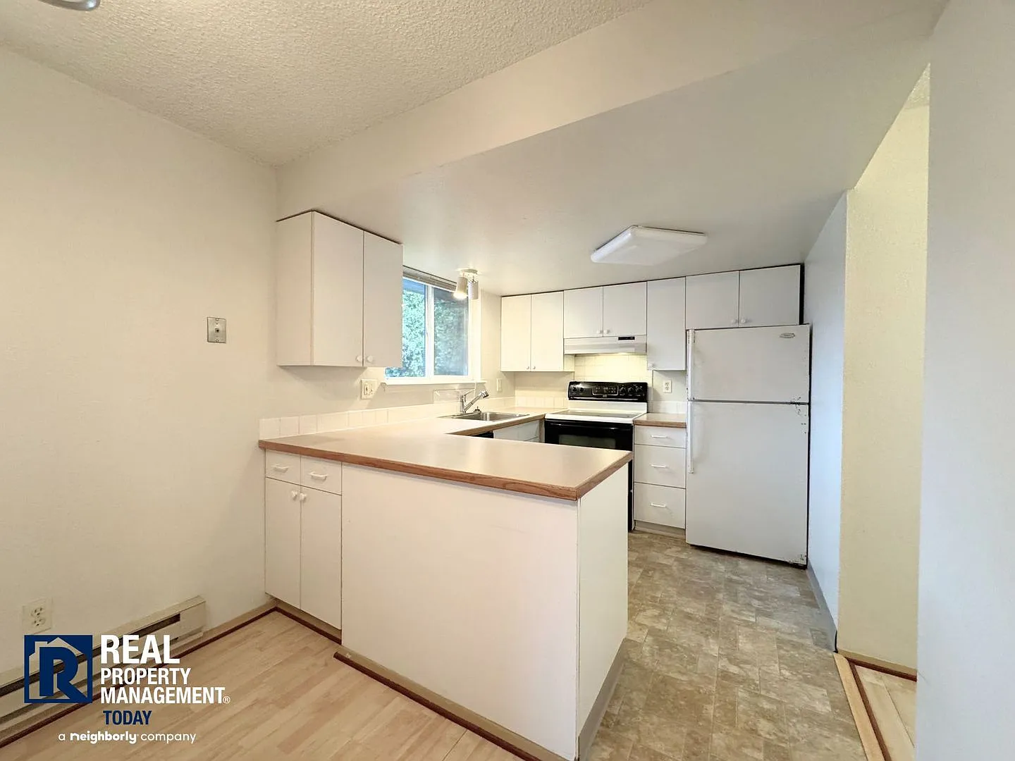 DB&D Realty LLC - 4016 — Photo 4