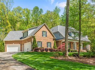 8426 Linville Rd, Oak Ridge, NC 27310