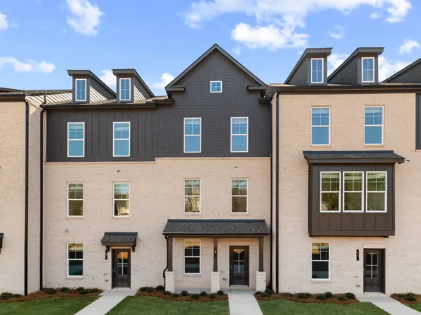 2806 Daybreak Ln, Newnan, GA 30265