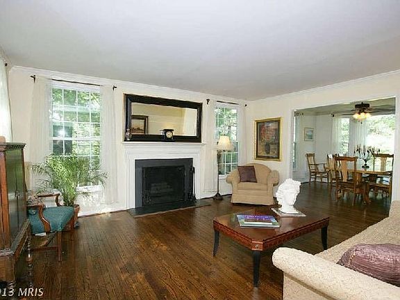 3rd image of 14205 Pleasant Meadow Ct