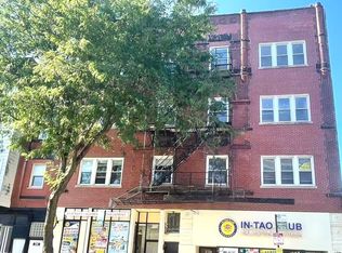238 W 31st St APT 2E, Chicago, IL 60616