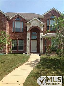 1st image of 2831 Gillespie Ln