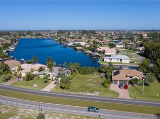 3309 Ceitus Pkwy, Cape Coral, FL 33991