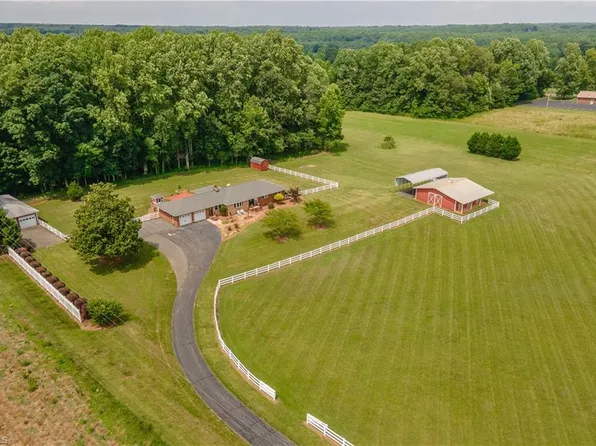 2316 Us Highway 64 W, Mocksville, NC 27028