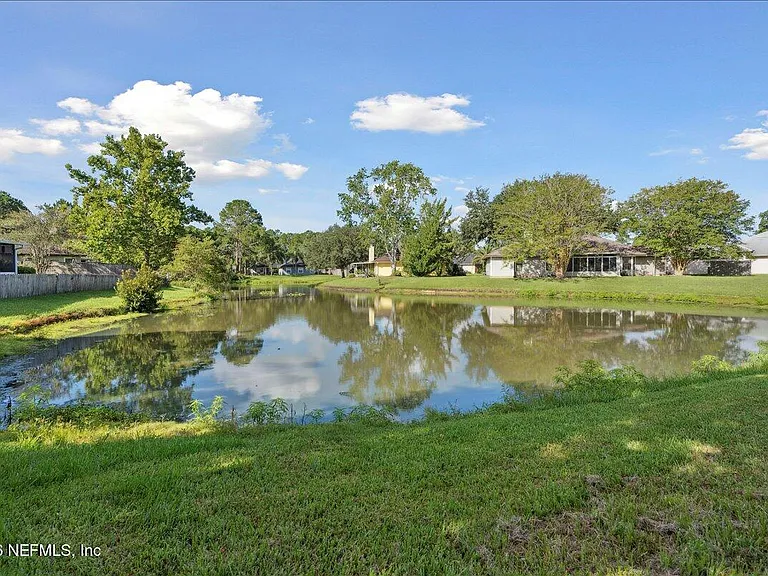 4470 Carriage Crossing Dr — Photo 22