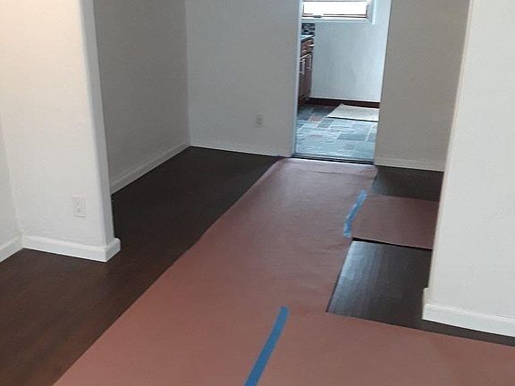 3rd image of 2919 Bell Blvd Floor 1