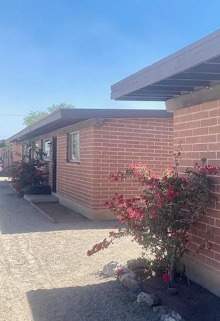 Sahuara Apartments