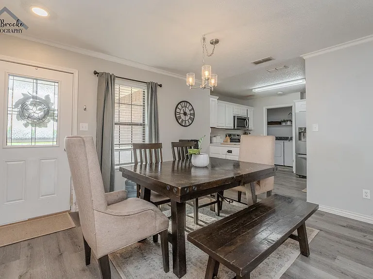 1505 City View Dr — Photo 11